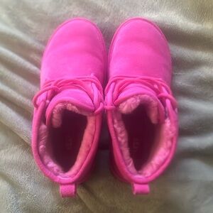 UGG Women’s Nuemel